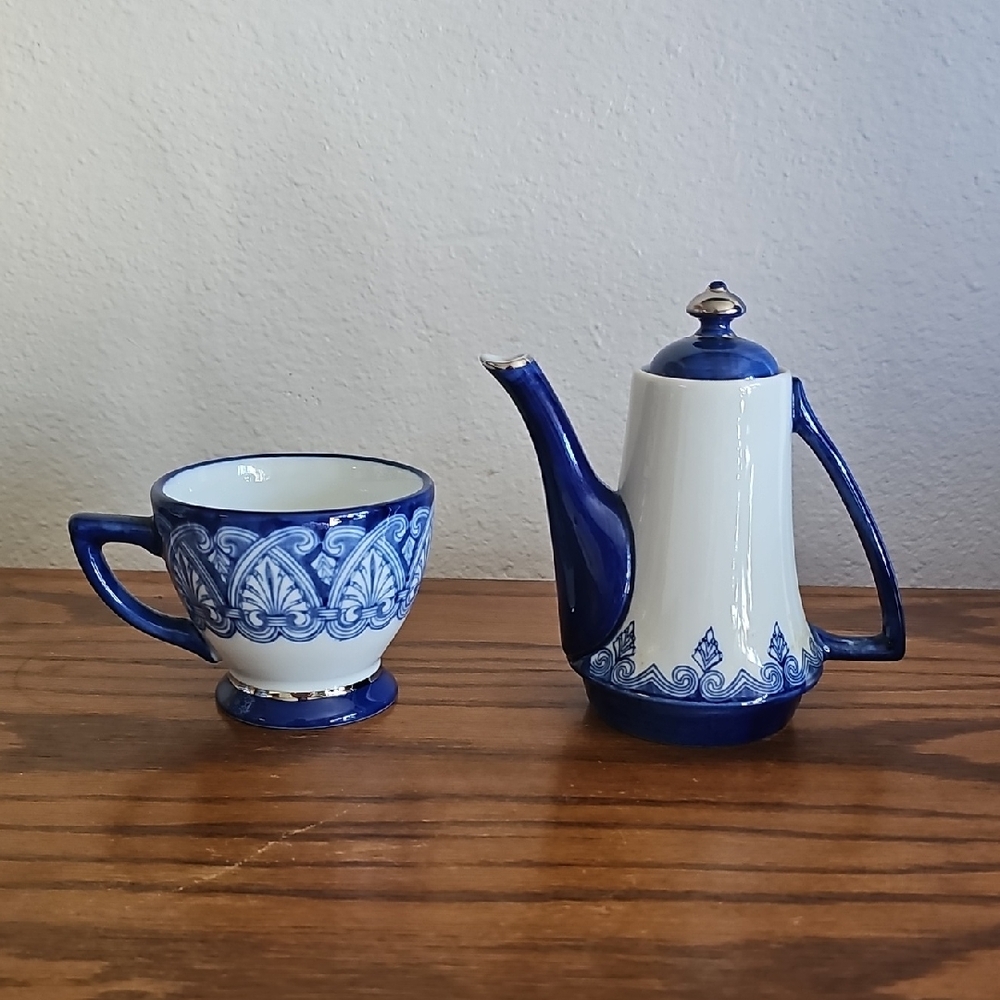 Bombay Blue and White Ceramic Teapot and Cup Set